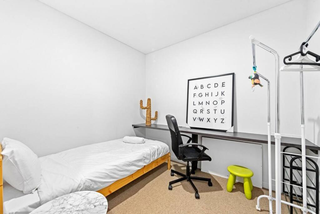 Four Bedroom Apartment With Facilities In Olympic Park Sydney Exteriör bild