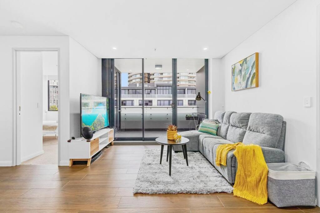 Four Bedroom Apartment With Facilities In Olympic Park Sydney Exteriör bild
