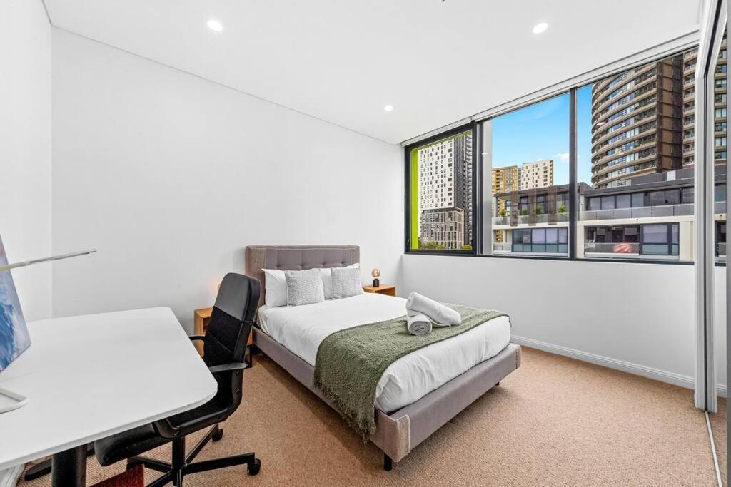Four Bedroom Apartment With Facilities In Olympic Park Sydney Exteriör bild