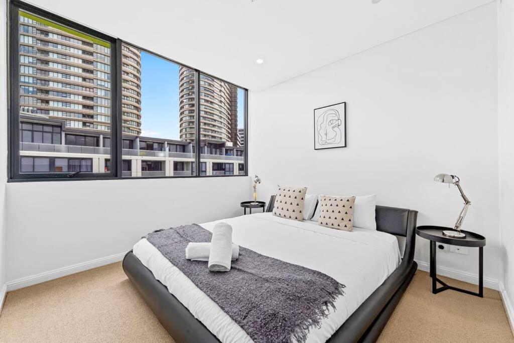 Four Bedroom Apartment With Facilities In Olympic Park Sydney Exteriör bild