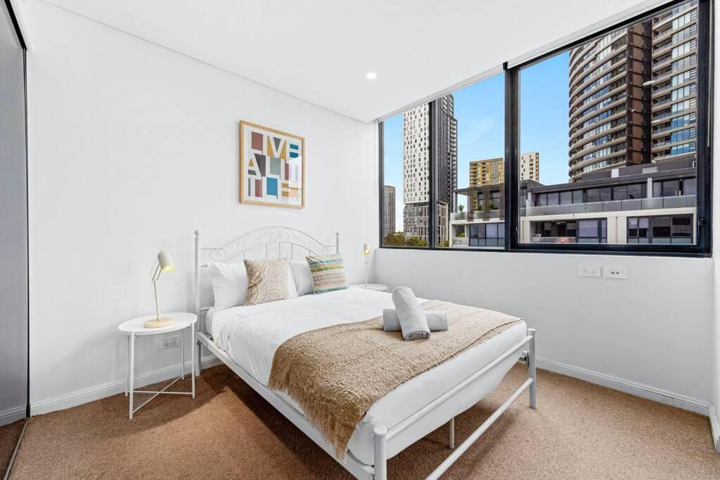 Four Bedroom Apartment With Facilities In Olympic Park Sydney Exteriör bild